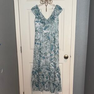 Calvin Klein Seafoam Green Floral V-Neck Maxi Dress